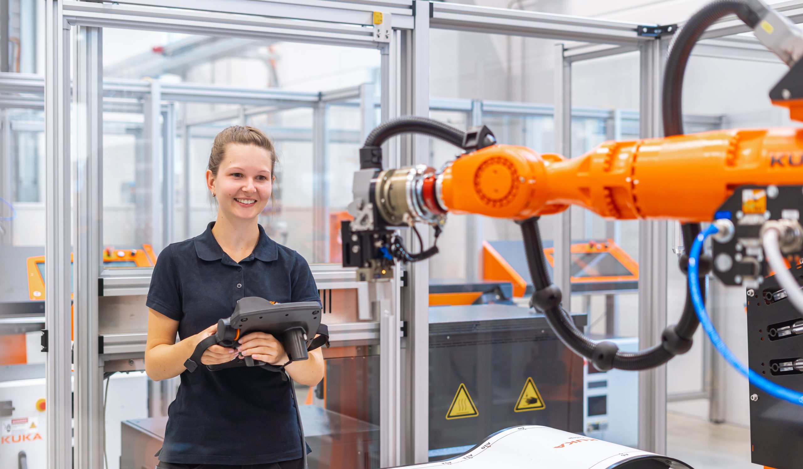 KUKA-Umfrage: Ist die Arbeitswelt auf Automatisierung vorbereitet?